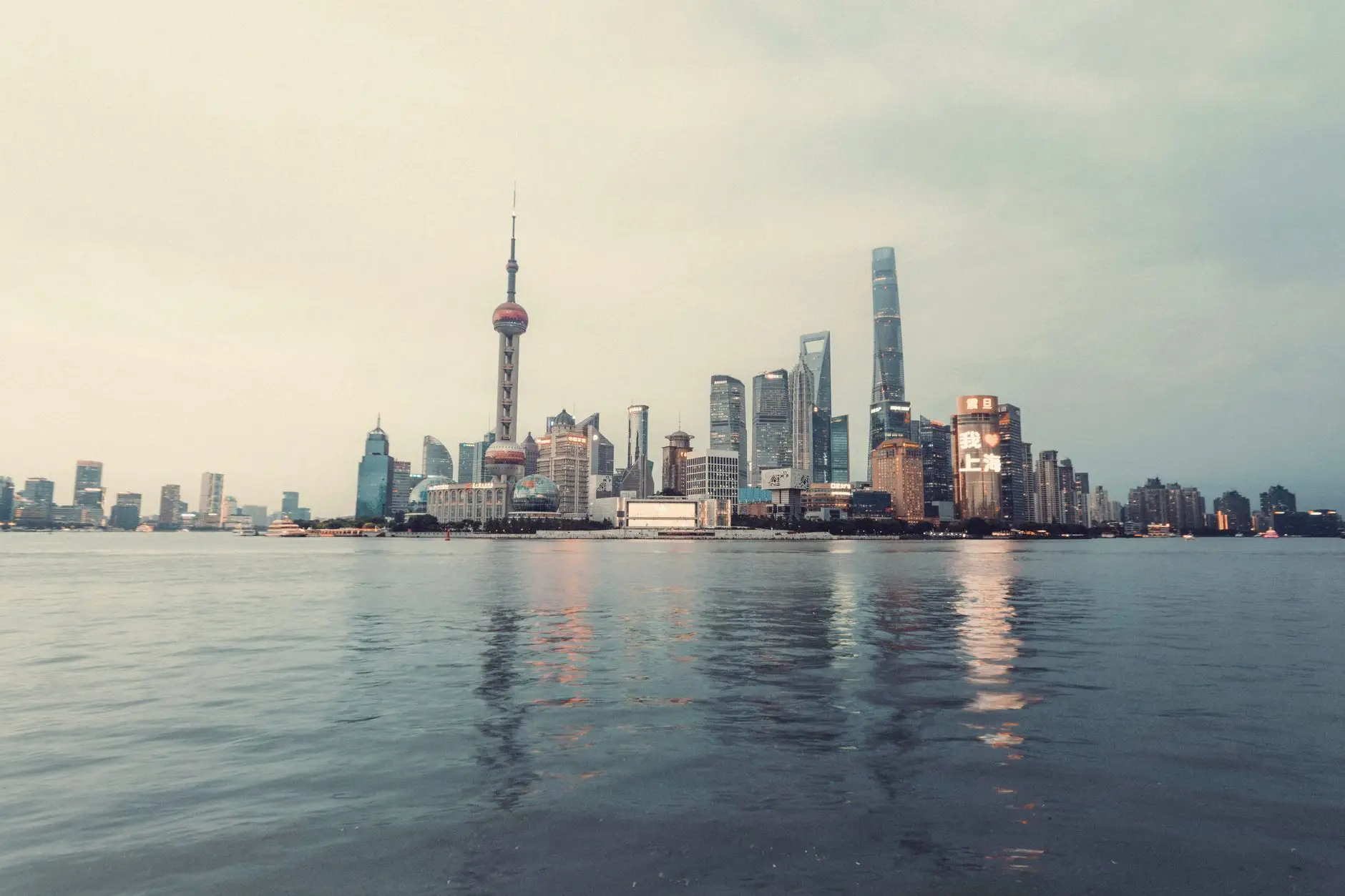 商业楼宇智慧消防系统架构设计与预警联动机制解析